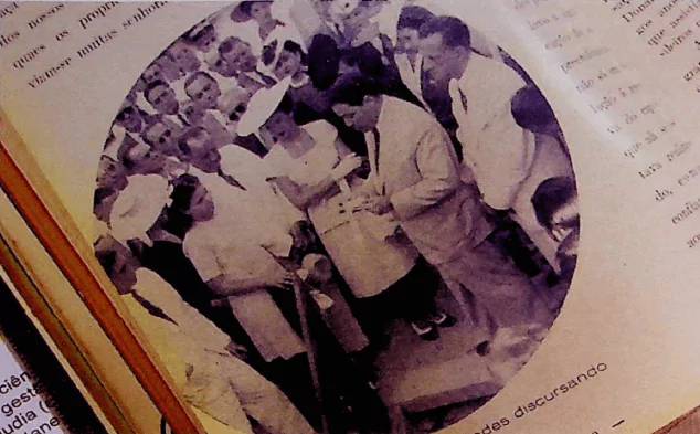 Discurso de Donald Lowndes Arquivo histórico do discurso de Donald Lowndes, no lançamento da pedra fundamental