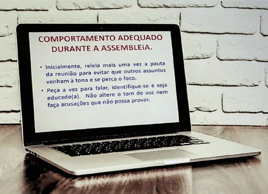 Slides em Assembleia de Condomínio