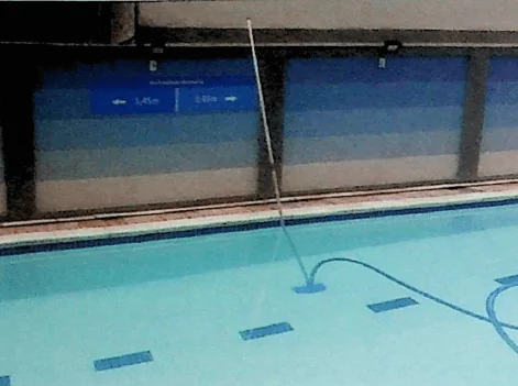 Piscina em dois níveis