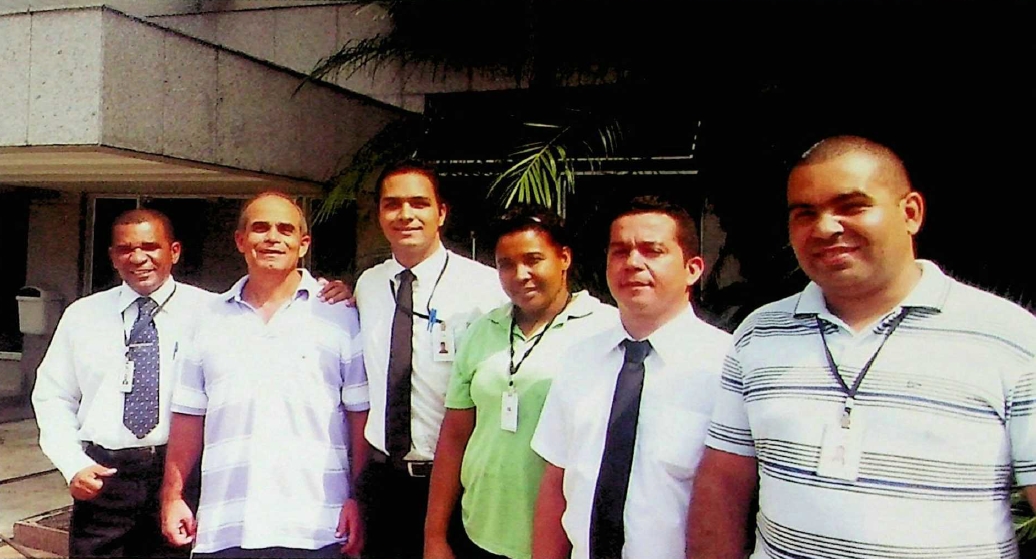 Síndico Domingues Filho e equipe