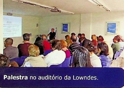 Foto de Palestra no Auditório da Lowndes